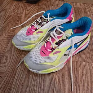 Womens Puma Sneakers